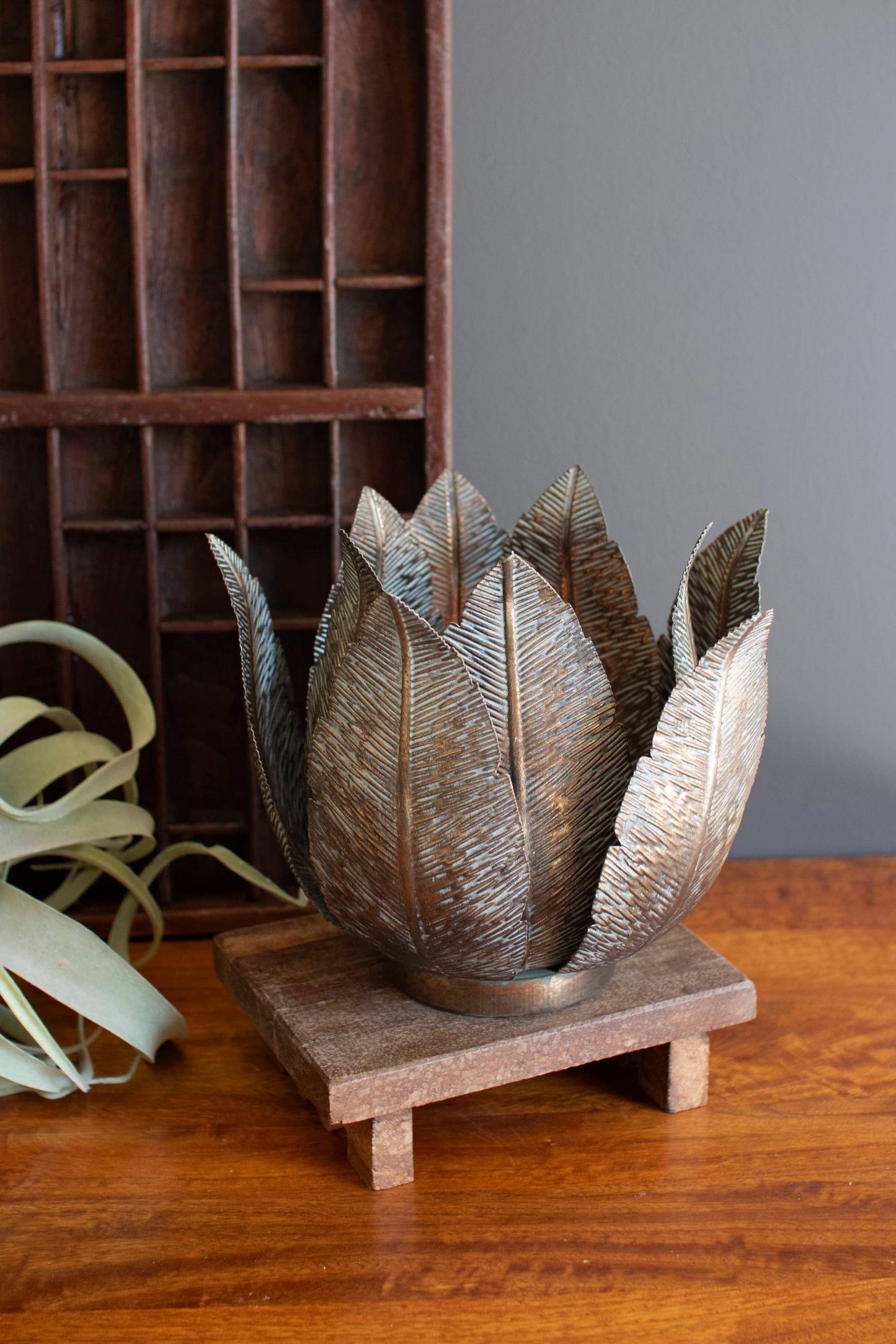 Antique Brass Leaf Candleholder with Hurricane