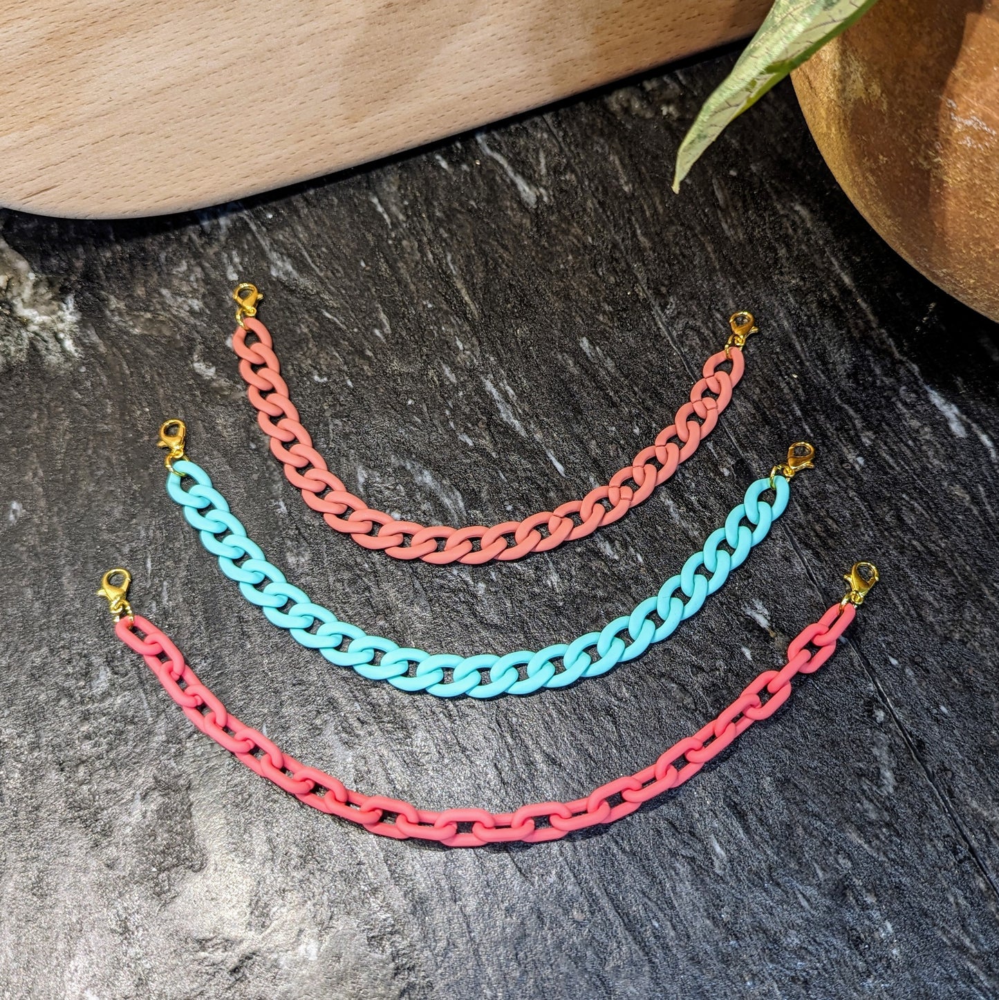 Hat Chains