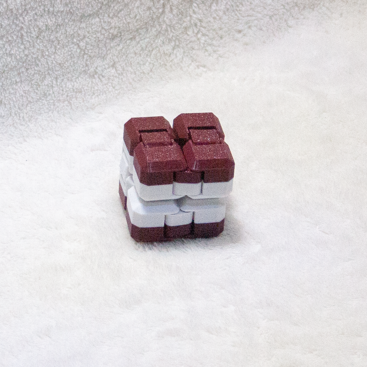 Fidget Toys in Maroon + White
