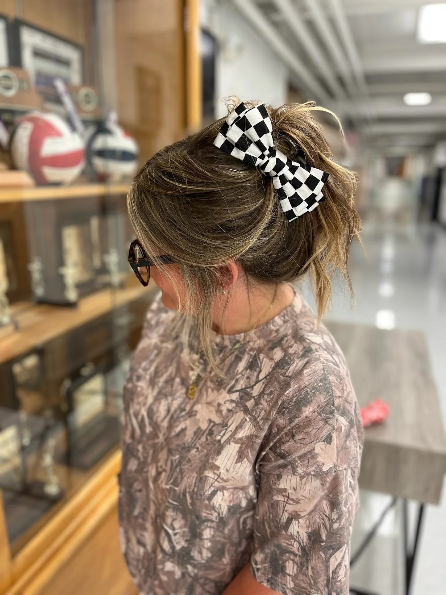 Checkered Bow Claw Clip