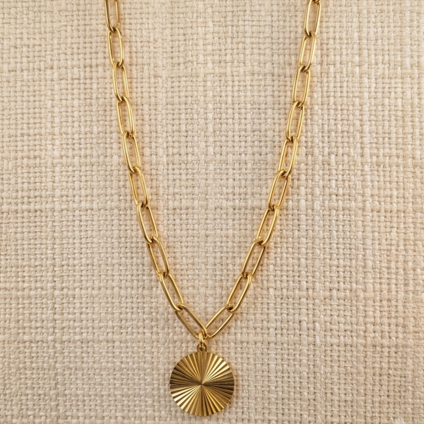 Gold Pennant Chain Necklace - Round Starburst
